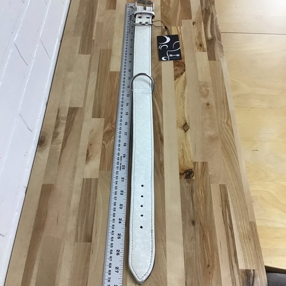 Madcow Ecru black genuine leather contemporary country vibe dog collar handmade - Picture 10 of 15